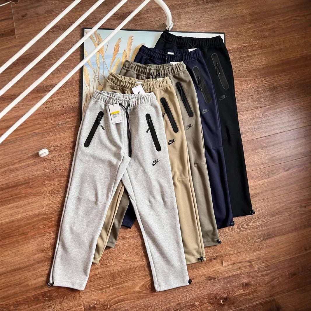 Pantalón Nike Tech ( Baggy )