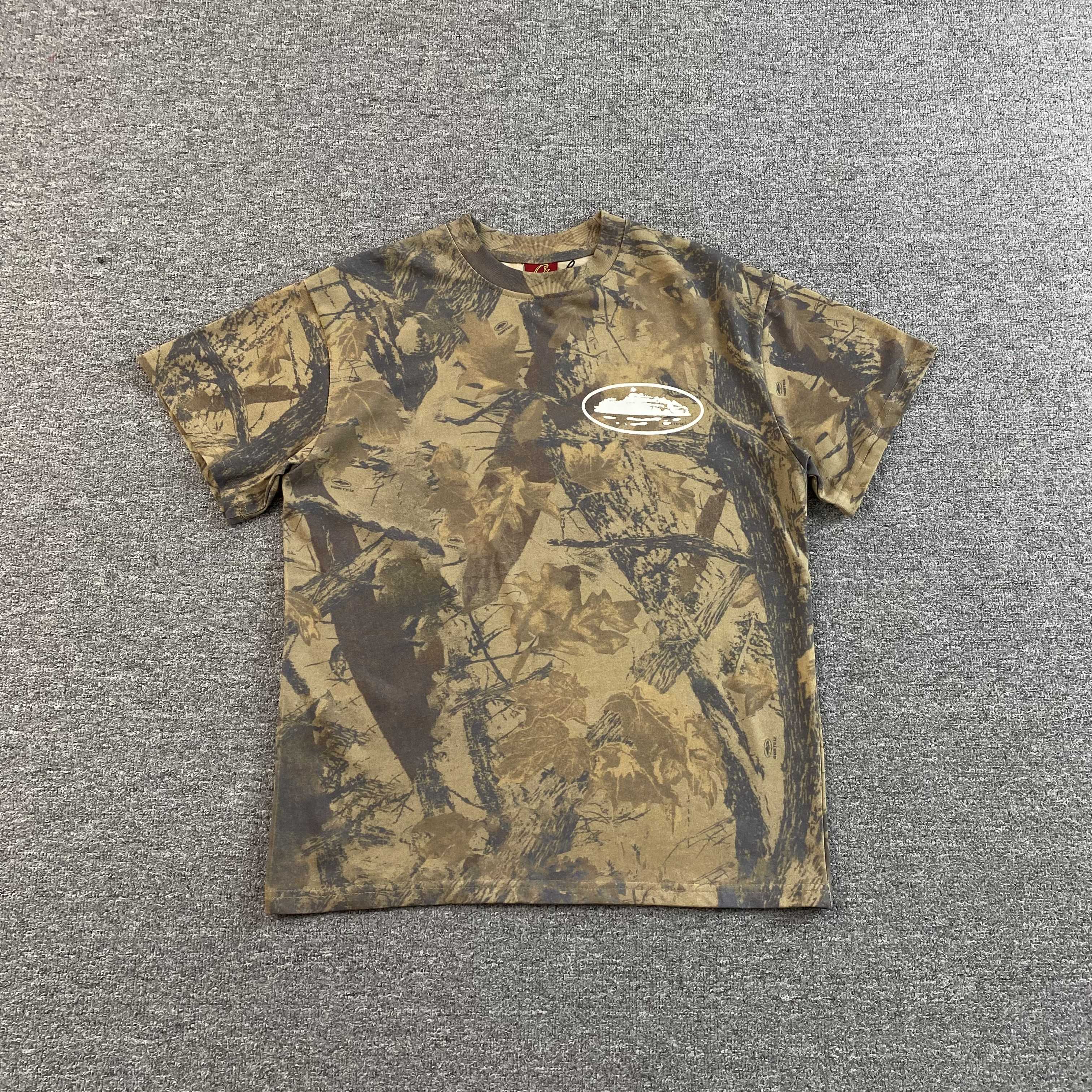 Remera Camuflada Corteiz