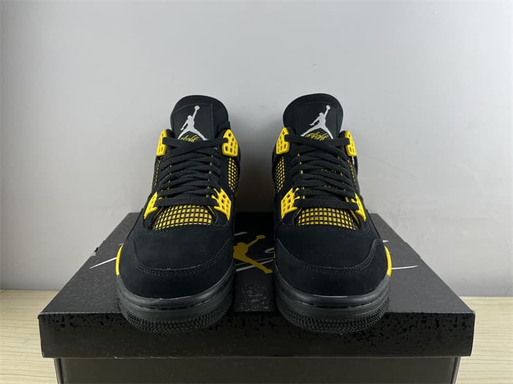 Jordan 4 Yellow Thunder