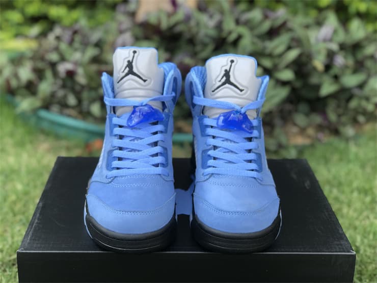 Jordan 5 University Blue